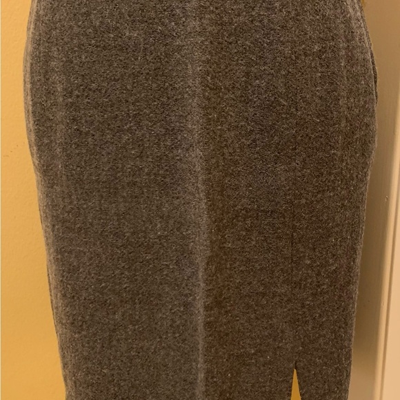 Simon Chang Refined Gray Marbled Wool Blend Pencil Skirt with Slit - Picture 1 of 11